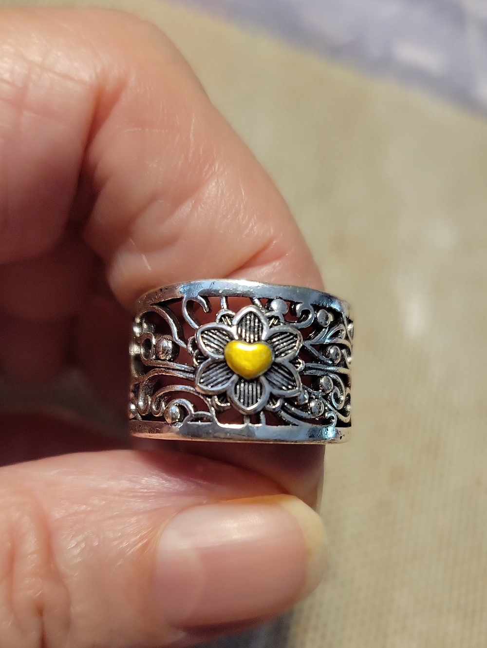 Silver Filigree Flower Ring with Yellow Heart Accent Size 6.5